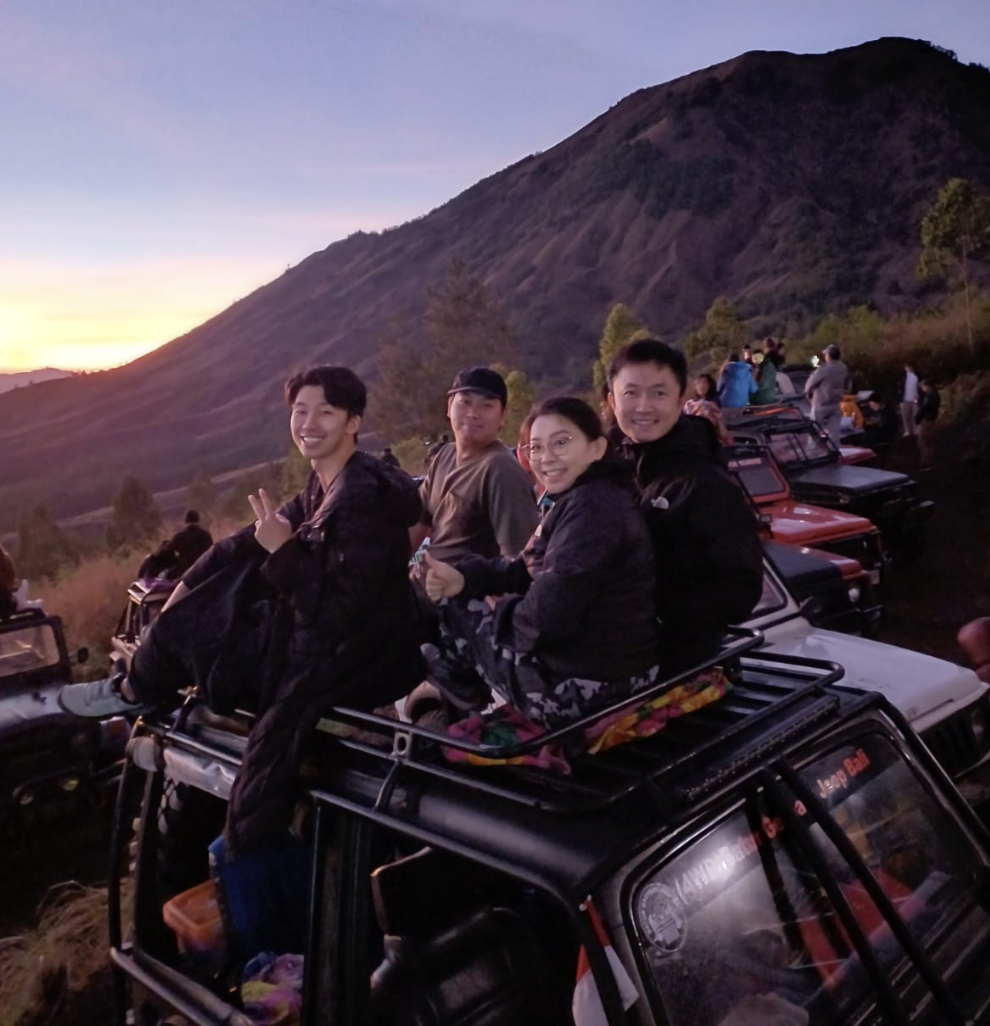 Kairos team on adventure